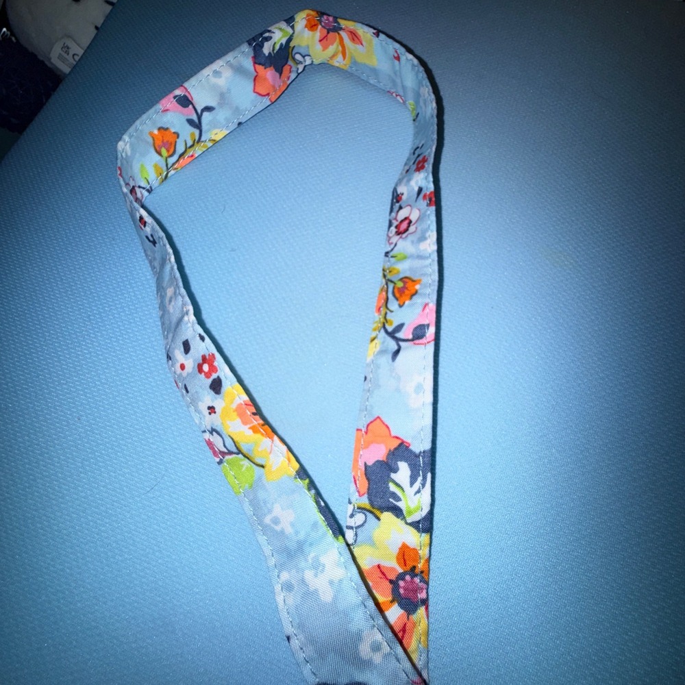 Vera Bradley Wide Lanyard NEW Floating Garden Floral Blue